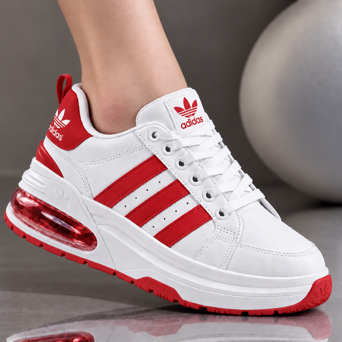 Luxe Platform Sneakers 2026