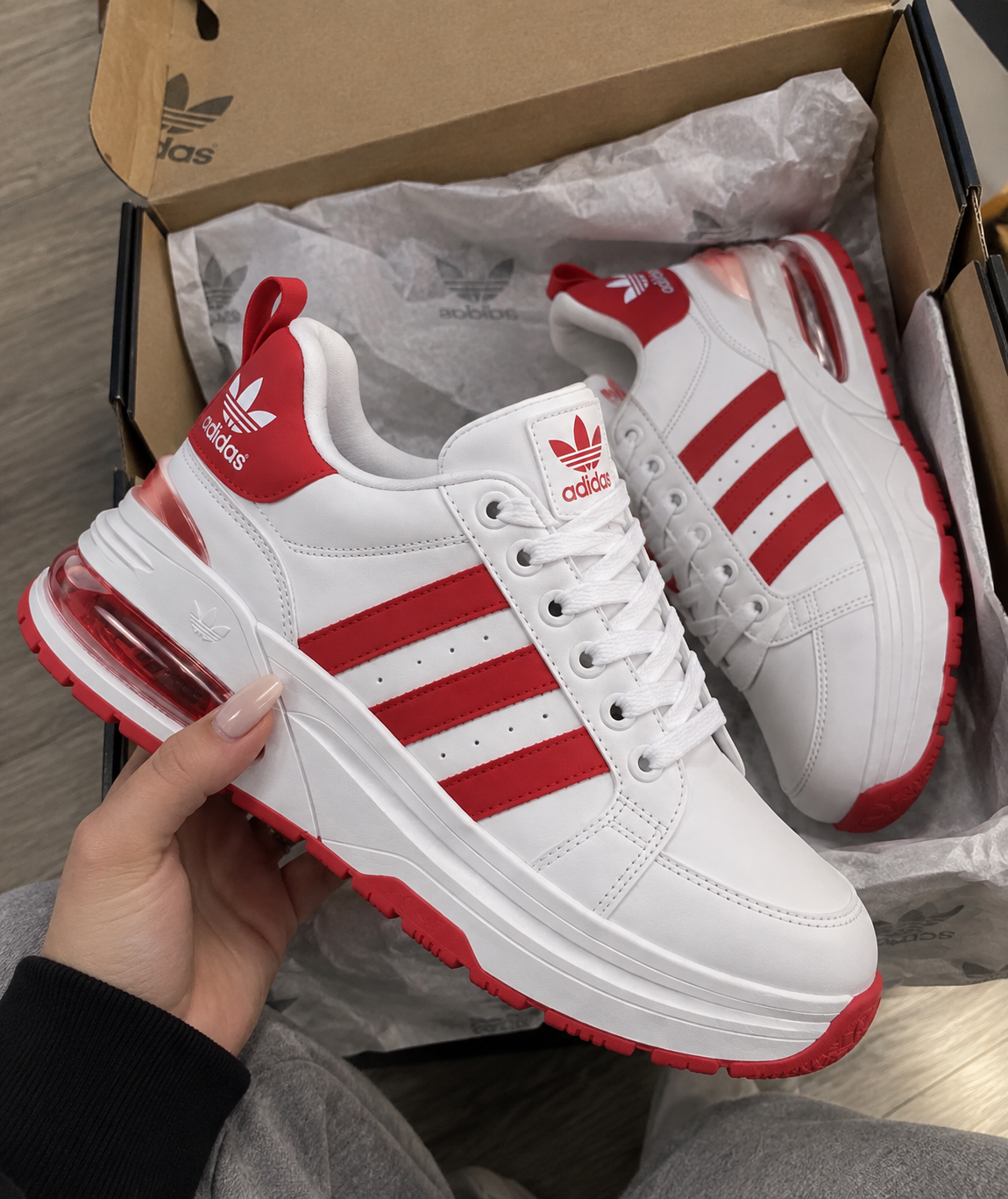 Luxe Platform Sneakers 2026